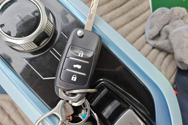 CHANGAN Benni E-Star 2022, 44500 км, за 6456 USD