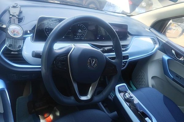 CHANGAN Benni E-Star 2022, 46800 км, за 6861 USD - фото 13