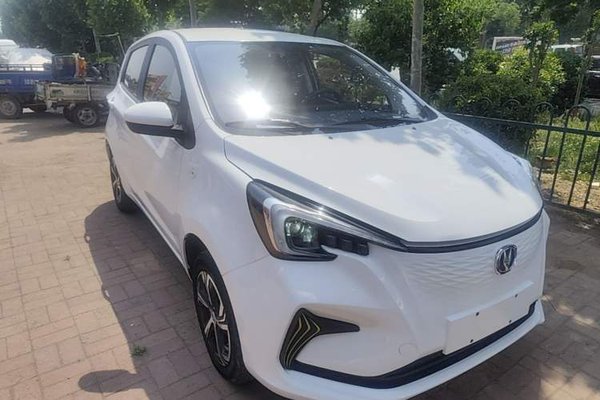 CHANGAN Benni E-Star 2022, 46800 км, за 6861 USD