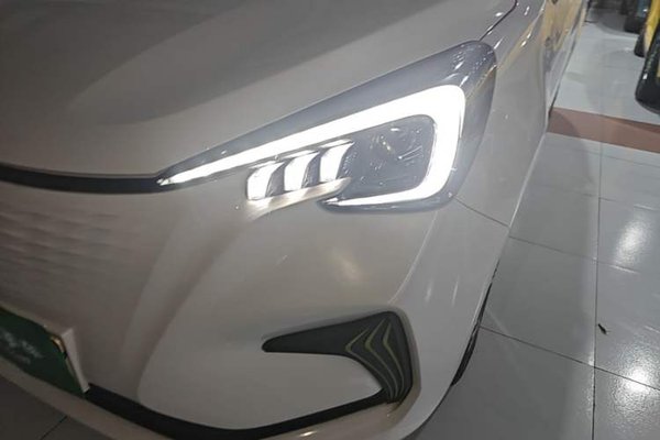 CHANGAN Benni E-Star 2022, 51900 км, за 7276 USD - фото 22