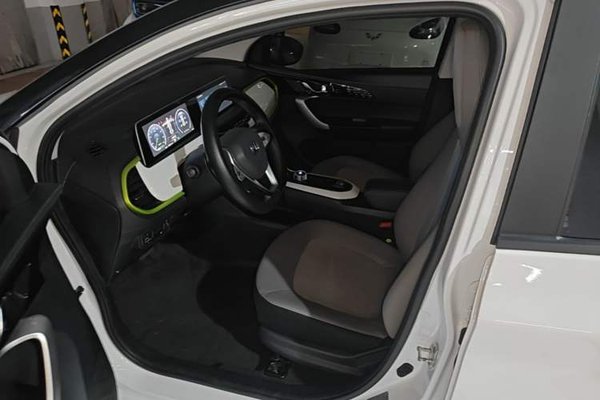 CHANGAN Benni E-Star 2022, 51900 км, за 7276 USD - фото 13