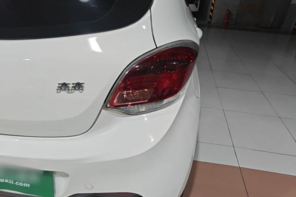 CHANGAN Benni E-Star 2022, 51900 км, за 7276 USD - фото 23