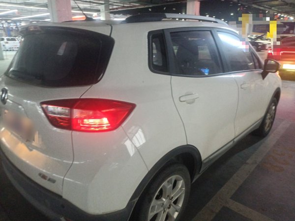 Changan CS15 2016, 23700 км, за 4721 USD - фото 7