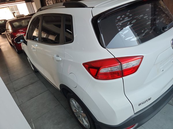 Changan CS15 2016, 49000 км, за 5032 USD