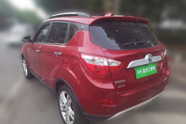CHANGAN CS35 2015, 95800 км, за 3074 USD