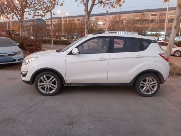 Changan CS35 2015, 69900 км, за 3653 USD