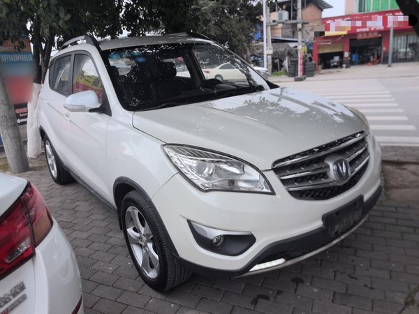 Changan CS35 2015, 73700 км, за 3982 USD
