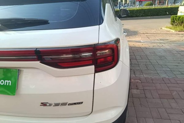 CHANGAN CS35PLUS 2018, 69100 км, за 7132 USD - фото 9