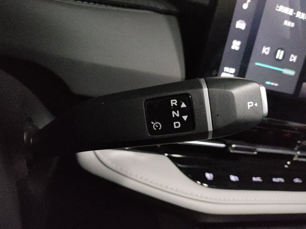 CHANGAN CS55PLUS PHEV 2025, 3300 км, за 16996 USD - фото 11