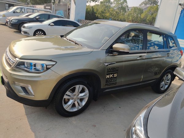 Changan CS75 2014, 96100 км, за 5248 USD