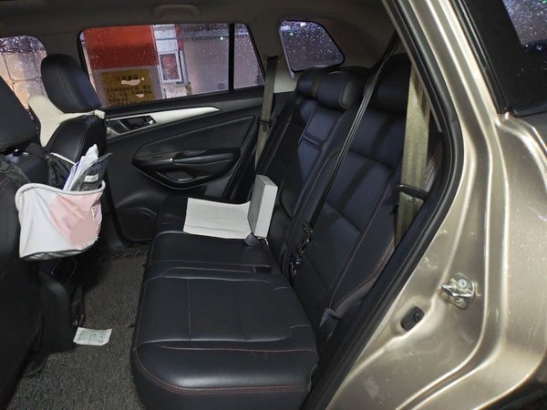CHANGAN CS75 2016, 66400 км, за 5774 USD