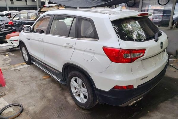 CHANGAN CS75 2016, 67700 км, за 5590 USD