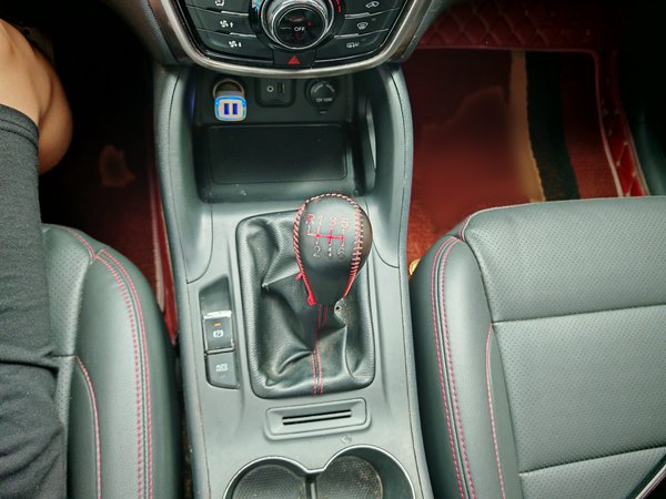 Changan CS75 2016, 136800 км, за 4407 USD - фото 12