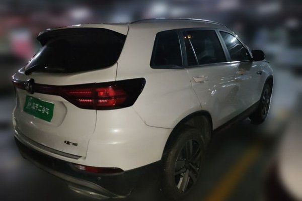 CHANGAN CS75 2022, 54500 км, за 8151 USD