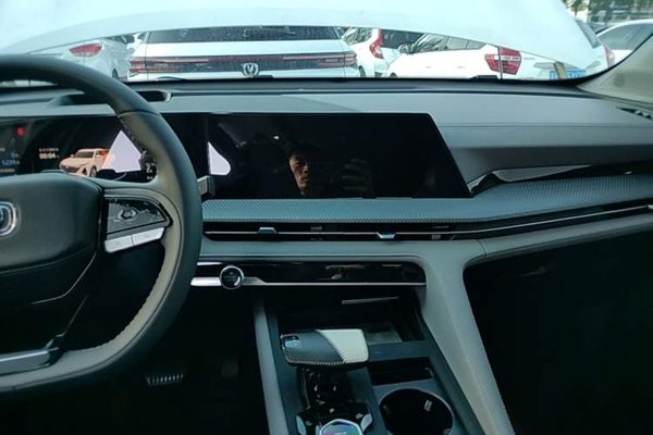 CHANGAN CS75 PLUS 2022, 45800 км, за 12929 USD