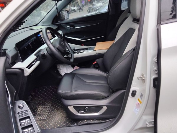CHANGAN CS75 PLUS 2025, 42699 км, за 11023 USD - фото 16