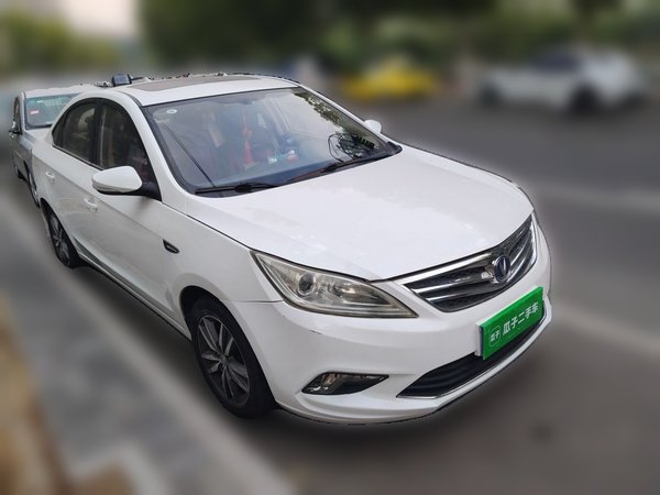 CHANGAN Eado 2015, 87400 км, за 2484 USD
