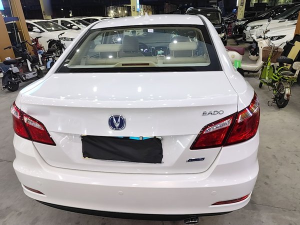 CHANGAN Eado 2016, 70700 км, за 6334 USD