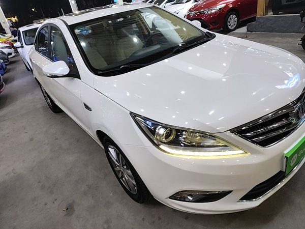 CHANGAN Eado 2016, 70700 км, за 6334 USD