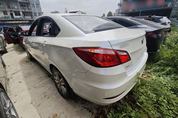 CHANGAN Eado 2016, 73600 км, за 4491 USD