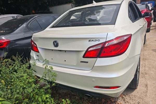 CHANGAN Eado 2016, 73600 км, за 4491 USD
