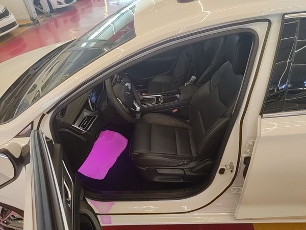 CHANGAN Eado 2018, 48400 км, за 6432 USD - фото 24