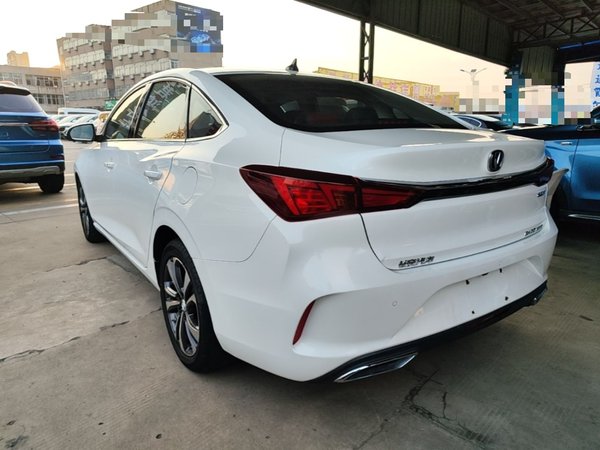 CHANGAN Eado 2020, 33300 км, за 8126 USD