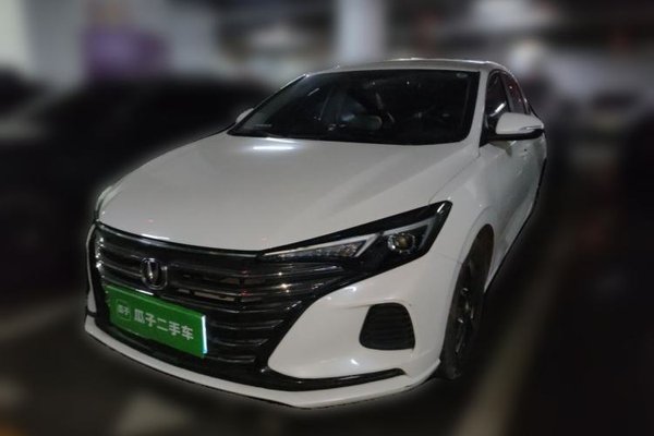 CHANGAN Eado · 2020 год