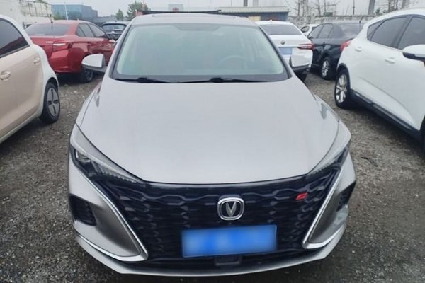 CHANGAN Eado 2021, 36800 км, за 9196 USD