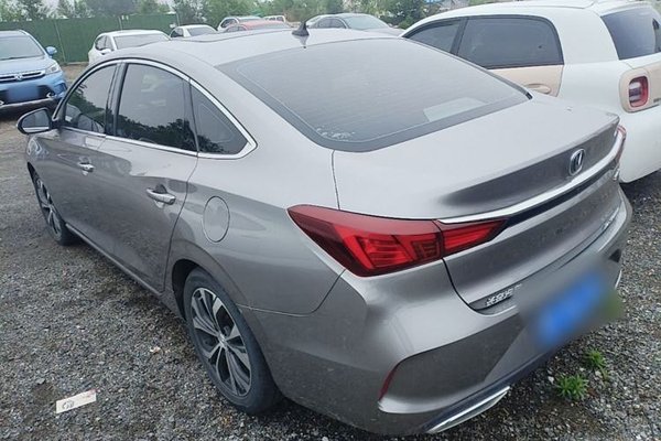 CHANGAN Eado 2021, 36800 км, за 9196 USD