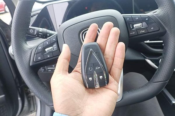 CHANGAN Eado 2021, 36800 км, за 9196 USD - фото 23