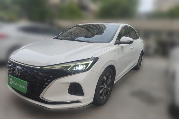 CHANGAN Eado · 2021 год