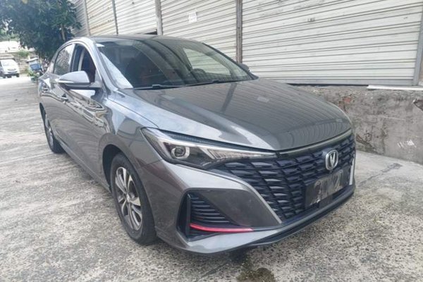 CHANGAN Eado 2023, 34600 км, за 9252 USD