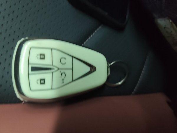 CHANGAN Eado 2023, 1300 км, за 9434 USD - фото 12