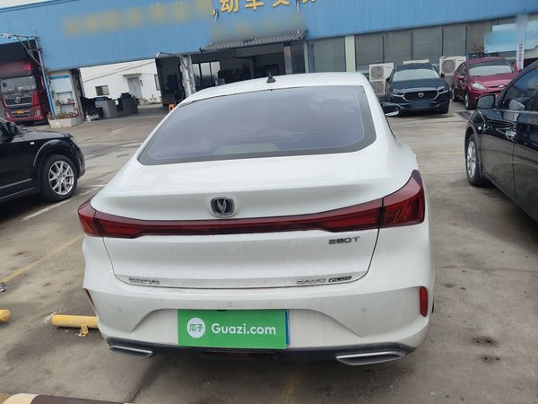 CHANGAN Eado 2023, 16900 км, за 10117 USD