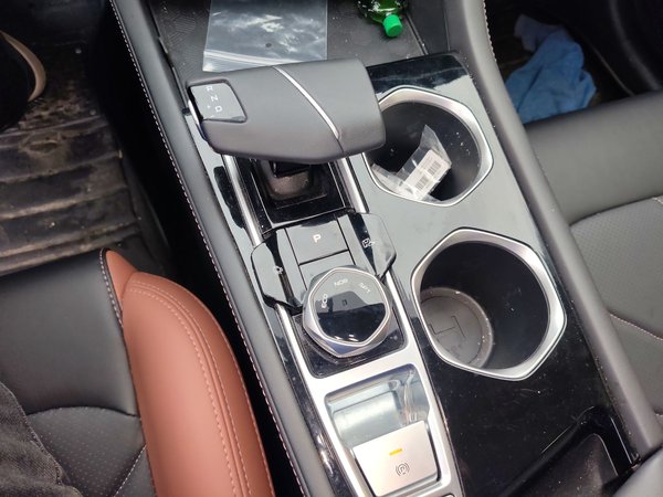 CHANGAN Eado 2023, 16900 км, за 10117 USD - фото 23