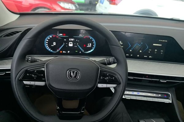 CHANGAN Eado 2024, 6700 км, за 10885 USD - фото 12