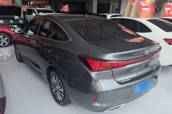 CHANGAN Eado 2024, 6700 км, за 10885 USD