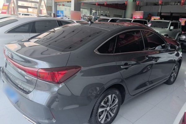 CHANGAN Eado 2024, 6700 км, за 10885 USD - фото 6
