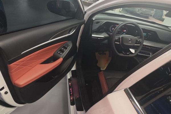 CHANGAN Eado 2024, 20200 км, за 9862 USD - фото 18