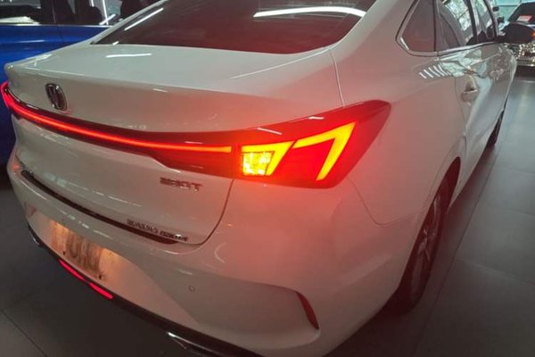 CHANGAN Eado 2024, 20200 км, за 9862 USD - фото 6
