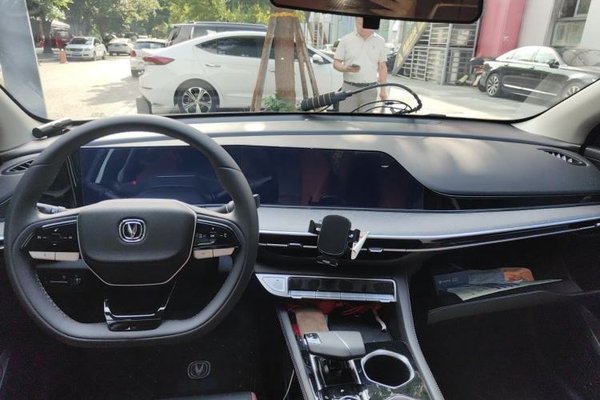 CHANGAN Eado 2024, 2600 км, за 9231 USD - фото 6