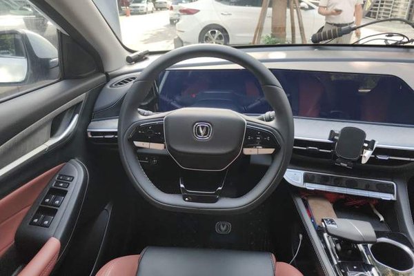 CHANGAN Eado 2024, 2600 км, за 9231 USD - фото 7