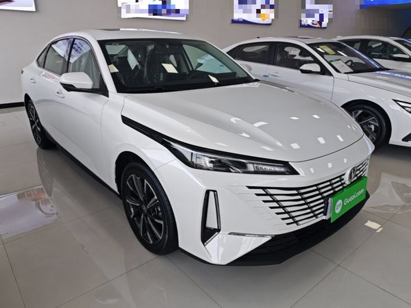 CHANGAN Eado 2025, 100 км, за 11733 USD
