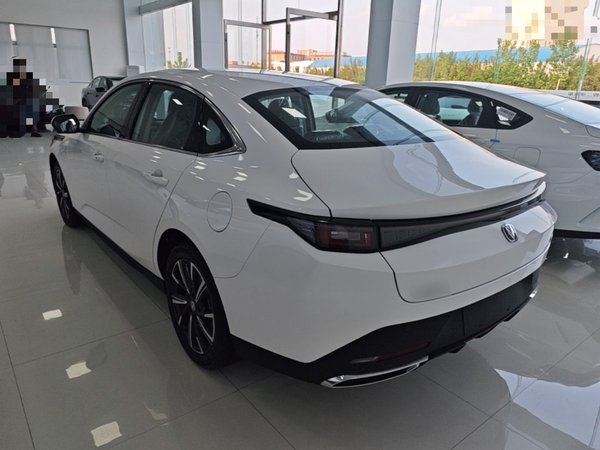 CHANGAN Eado 2025, 100 км, за 11733 USD