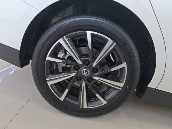 CHANGAN Eado 2025, 100 км, за 11733 USD - фото 10