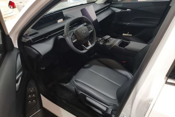 CHANGAN Eado 2025, 100 км, за 11718 USD - фото 19