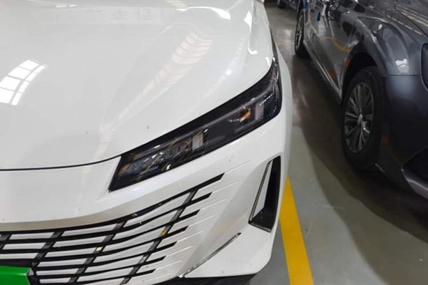 CHANGAN Eado 2025, 100 км, за 11718 USD - фото 9