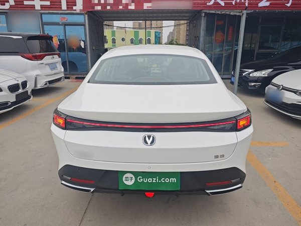 CHANGAN Eado 2025, 6200 км, за 11159 USD