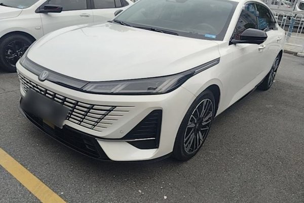 CHANGAN Eado · 2026 год